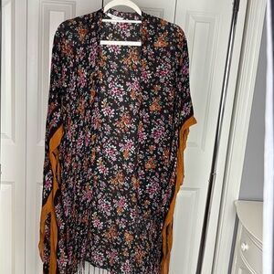 American Eagle Outfitters Black Floral Kimono